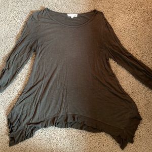 3/4 length sleeve comfy shirt